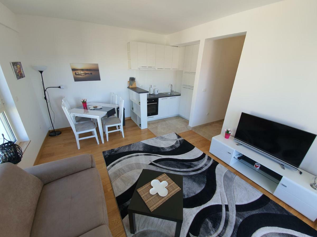 As Apartments رفايلوفيتشي المظهر الخارجي الصورة