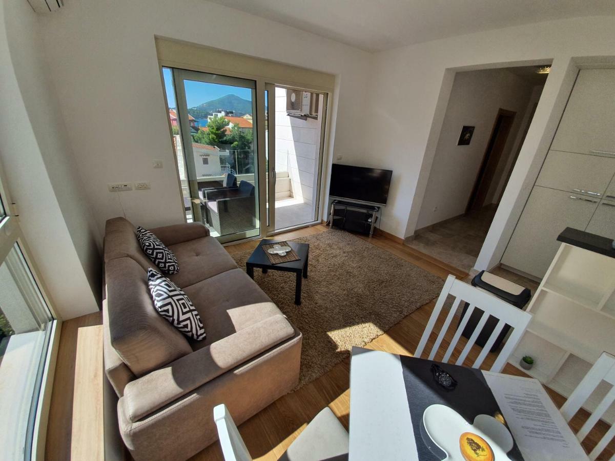 As Apartments رفايلوفيتشي المظهر الخارجي الصورة