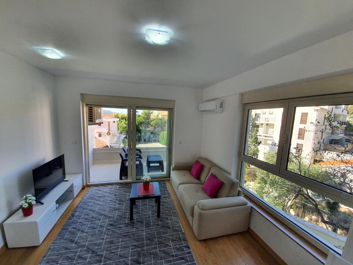 As Apartments رفايلوفيتشي المظهر الخارجي الصورة