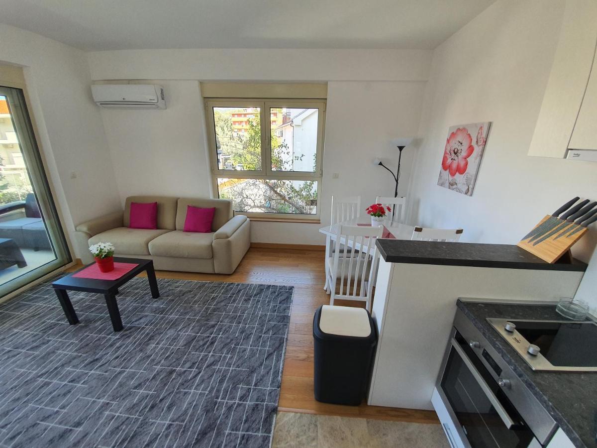 As Apartments رفايلوفيتشي المظهر الخارجي الصورة